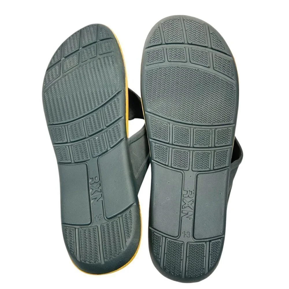 Kenneth Cole nwot rxn